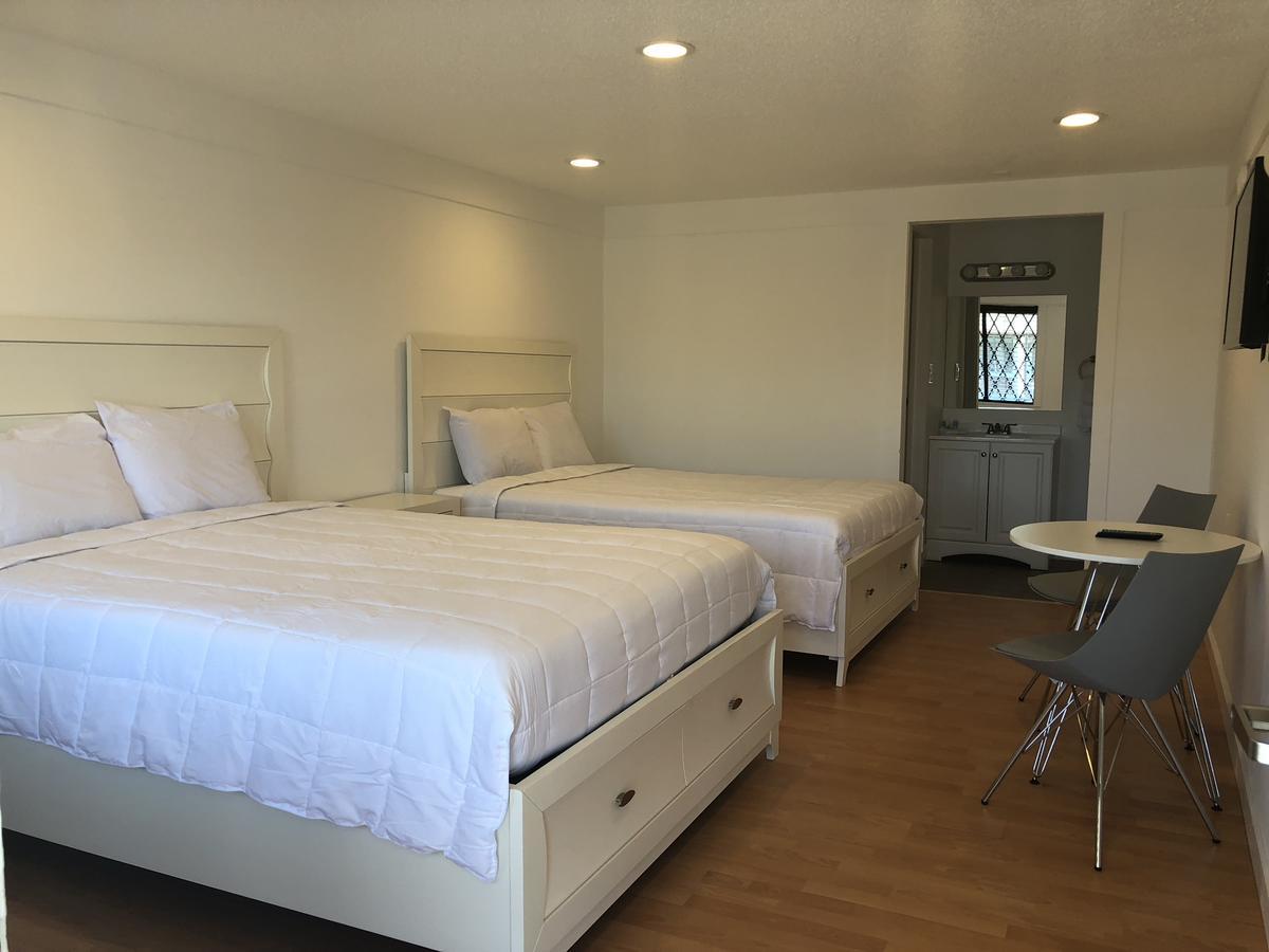 Motel Spinnaker Of Naples Vineyards